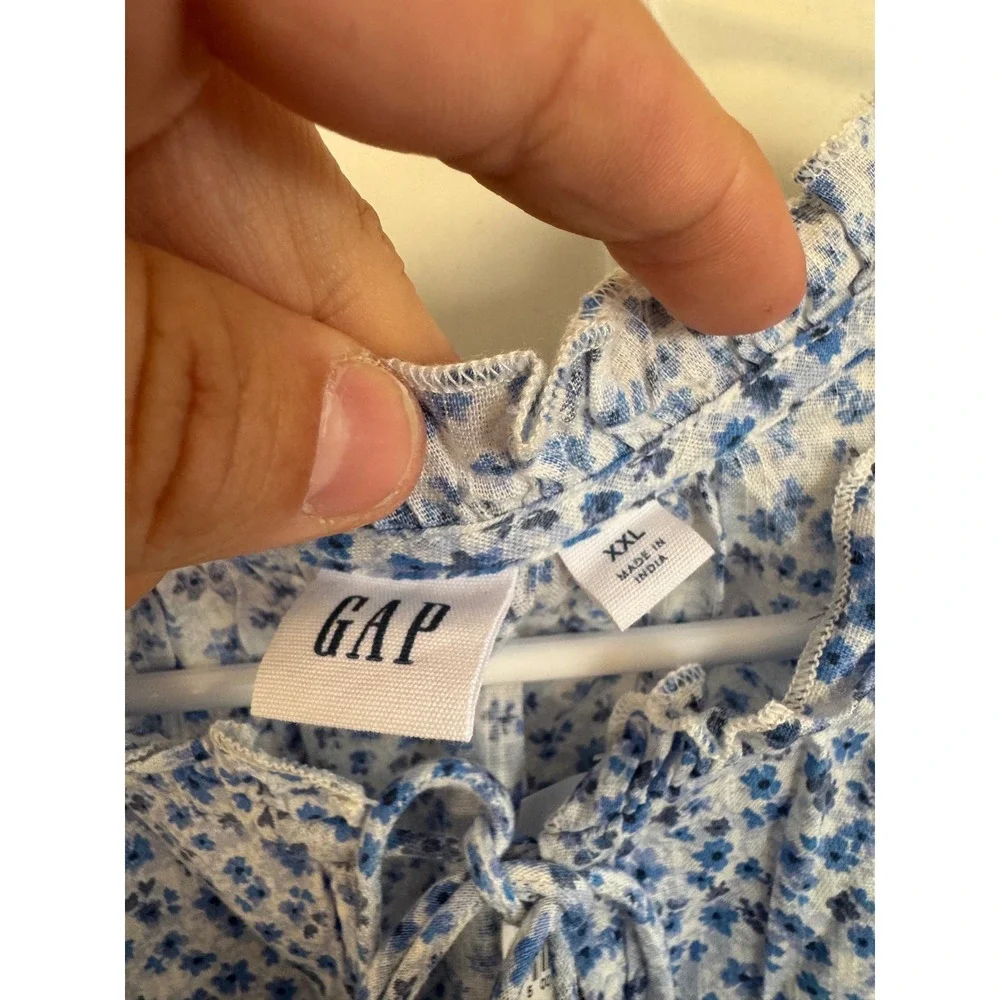NWT Gap Ruffle‎ Zen Light Blue Floral Top size xxl